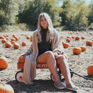 Meet your Posher, Tess